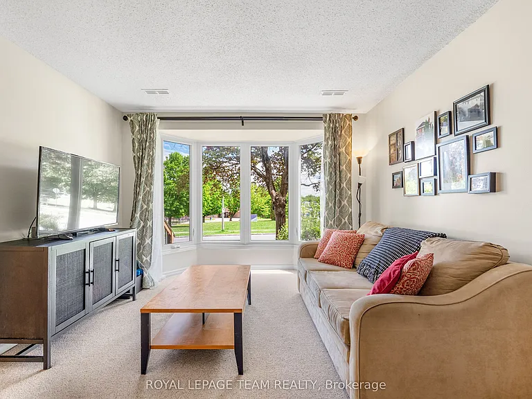 182 Owl Dr — Photo 5