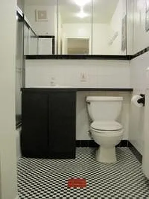 Rented by Corcoran | media 27