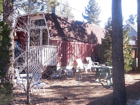 3rd image of 440 Meadow Ln