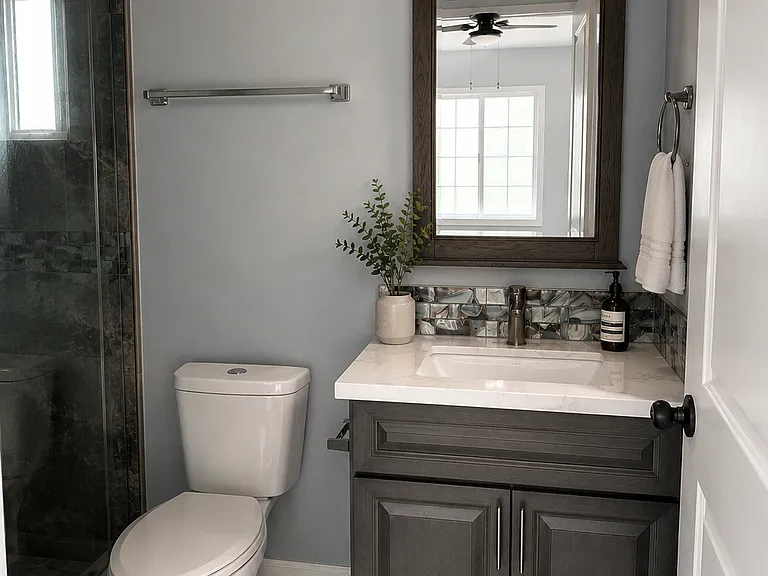 739 N Pine St #B — Photo 5