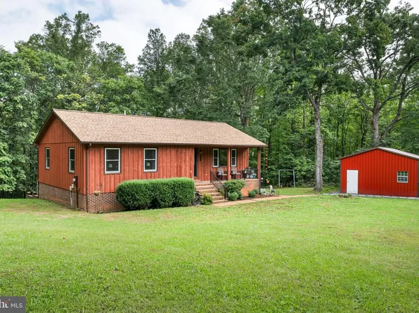 492 Red Bird Dr, Stanardsville, VA 22973