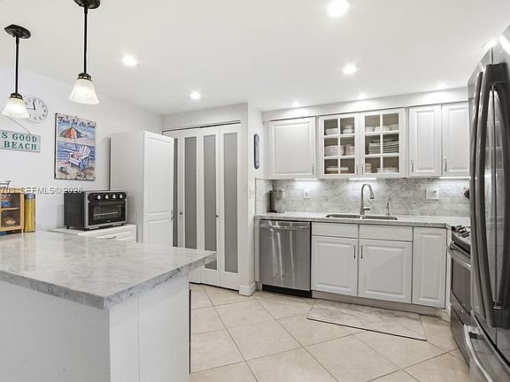 5th image of 1401 S Ocean Dr APT 305