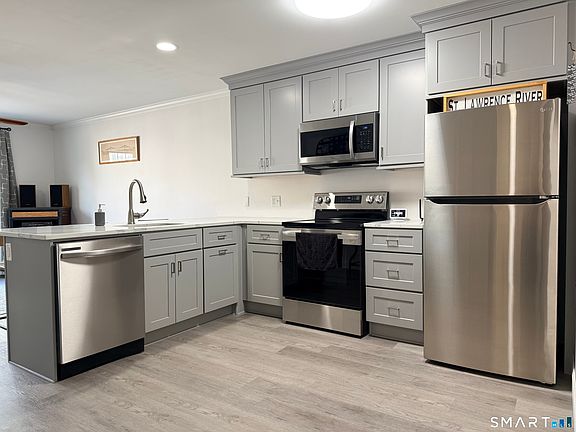 3rd image of 86 Otrobando Avenue #33