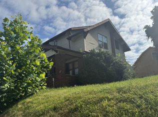 1902 Parkview St, Huntington, WV 25701