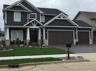 6914 N White Fir Dr, Edwards, IL