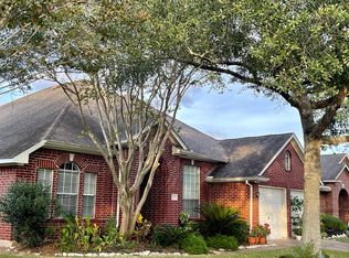 3018 Regata Run Dr, Friendswood, TX 77546