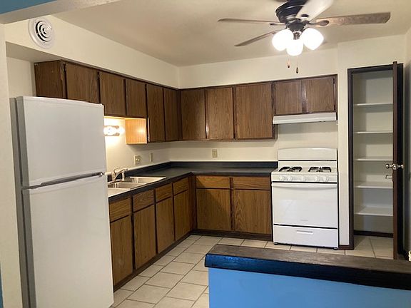 2nd image of 8962 N 97th St #201