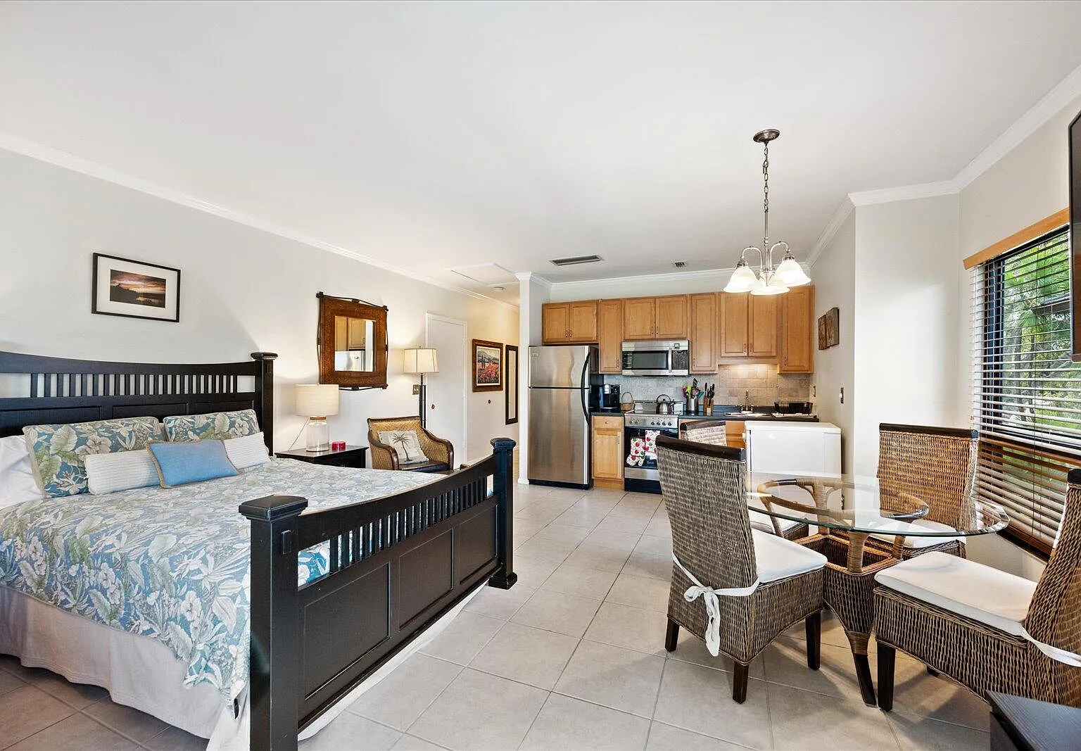 1 bed, 1.0 bath, 600 sqft, $3,000 — Photo 1