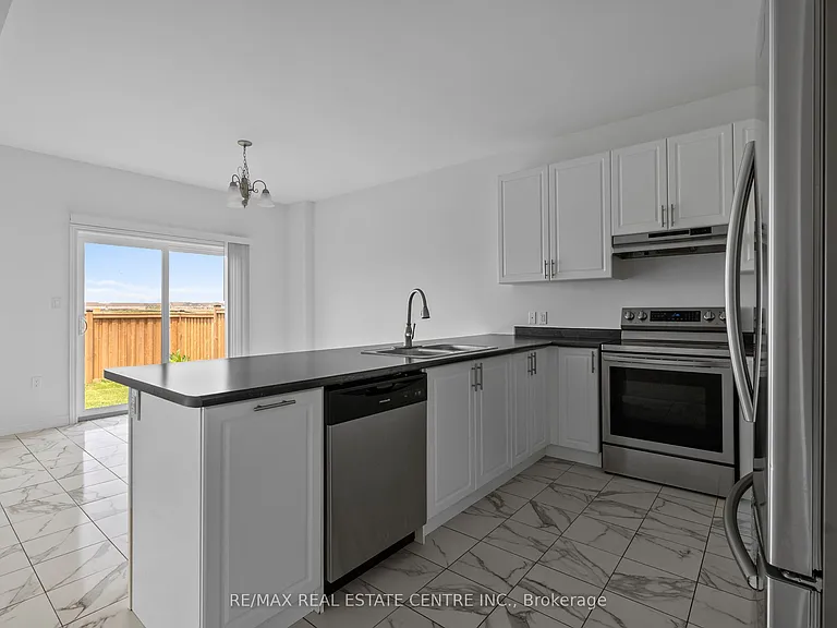 56 Rockledge Dr — Photo 7