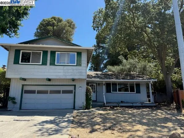 7303 Tulipwood Cir, Pleasanton, CA 94588