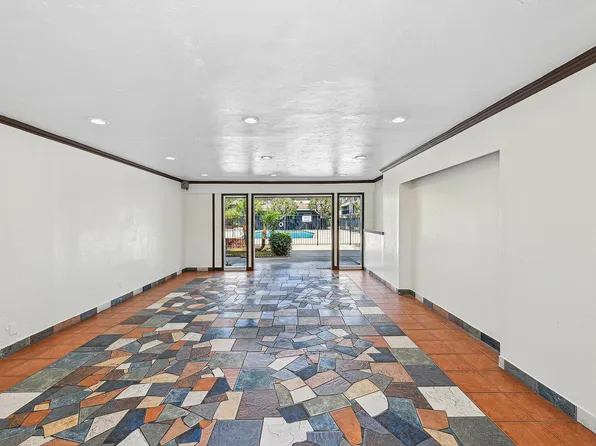 Westland @ Artesia, 3101 E Artesia Blvd #6655-255, Long Beach, CA 90805