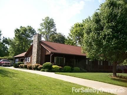 Country Ranch : View from Neighbors Yard