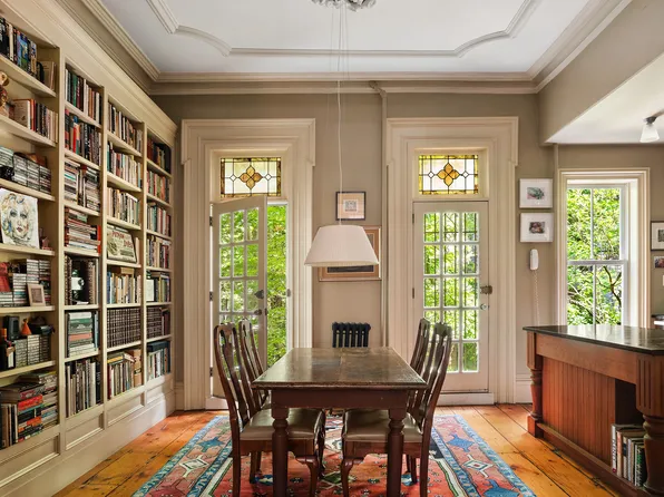 433 Pacific Street image 7 of 20