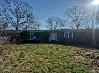 355 Ferndale Dr, Boiling Springs, SC 29316