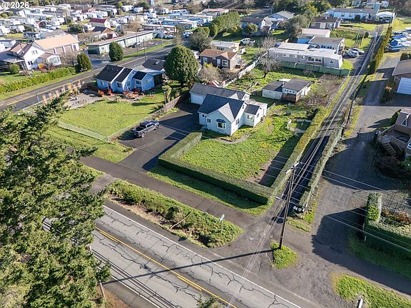 4th image of 92222 Cape Arago Hwy