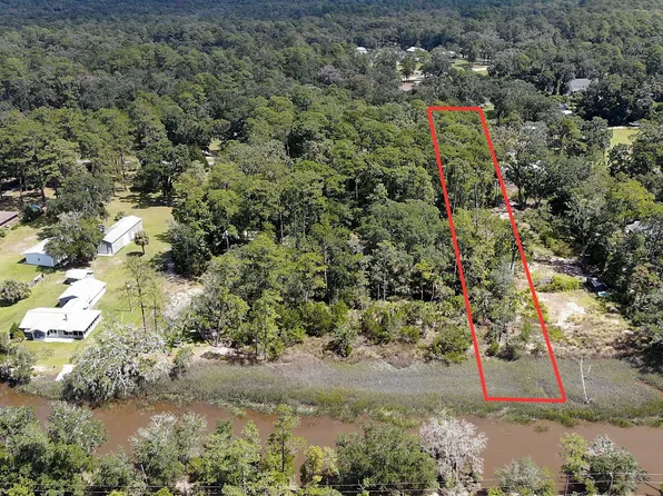 34 Japonica Dr, Midway, GA 31320