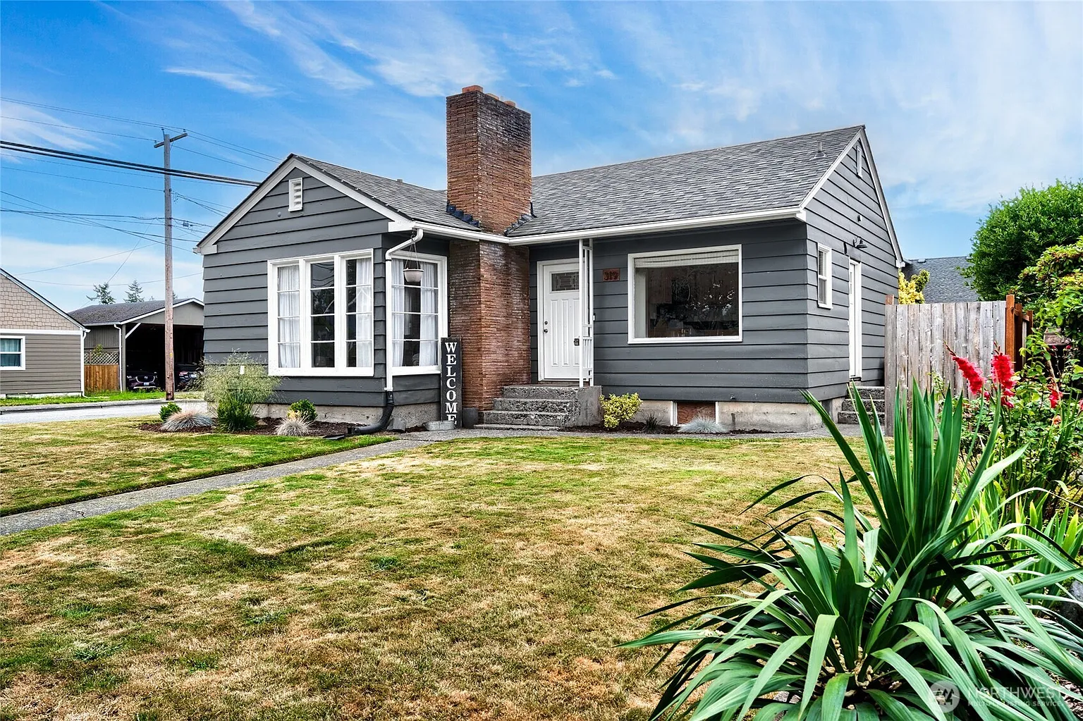 319 S Anacortes Street photo 1