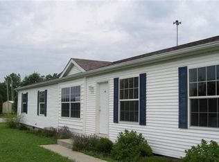 30 Robert St, Carrollton, KY 41008