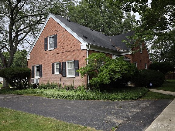 3rd image of 1178 Latchwood Ave