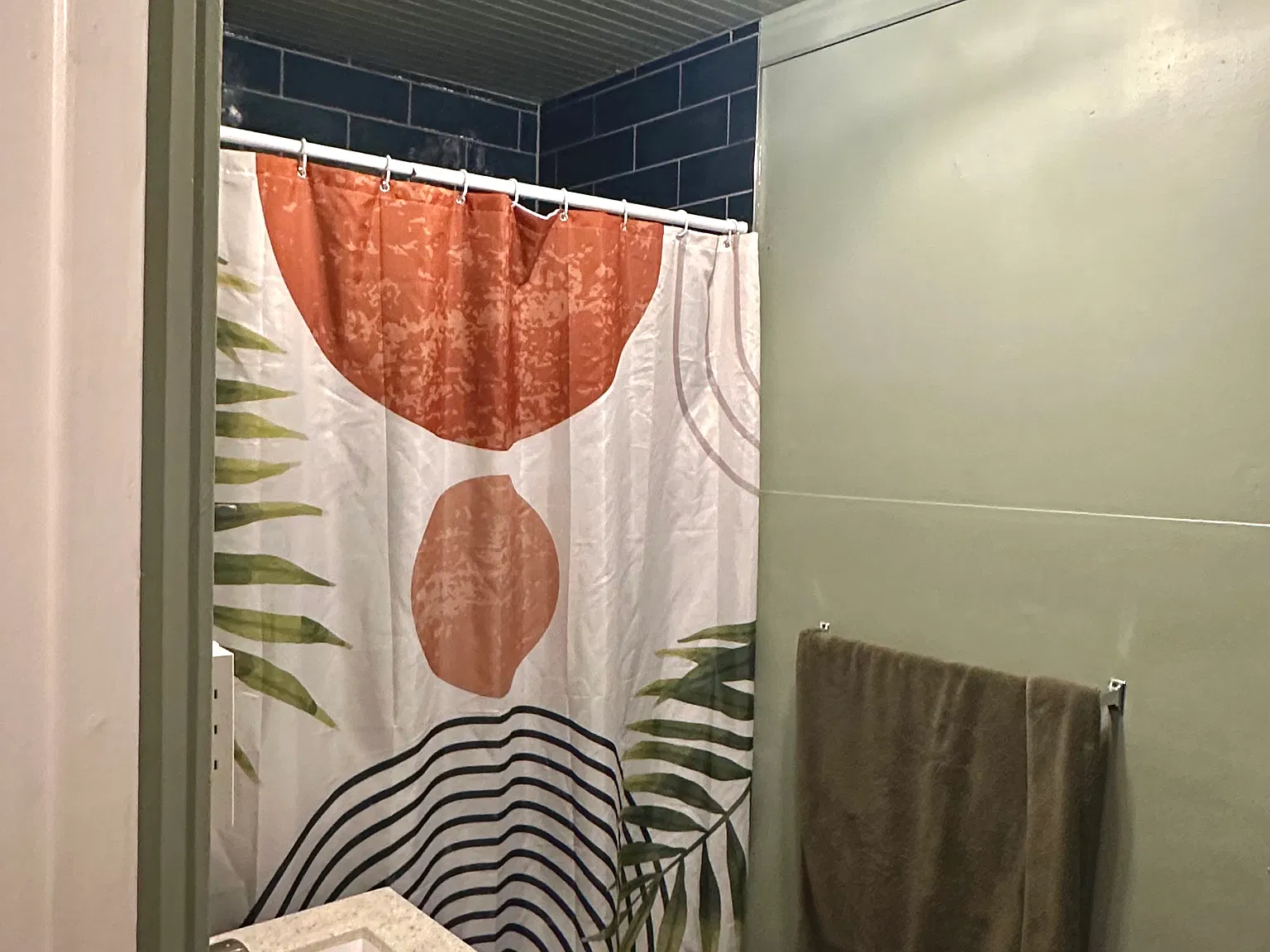 2 bed, 1250 sqft, $1,550 — Photo 2