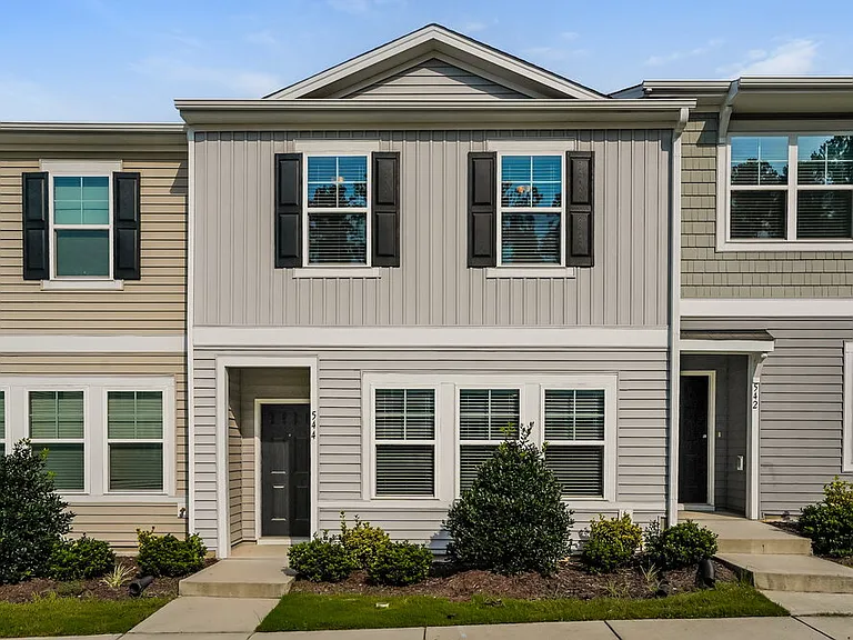 544 Landing View Dr — Photo 1