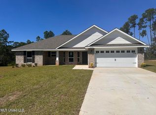 6288 Emerald Lake Dr, Biloxi, MS 39532