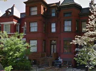 216 8th St SE, Washington, DC 20003