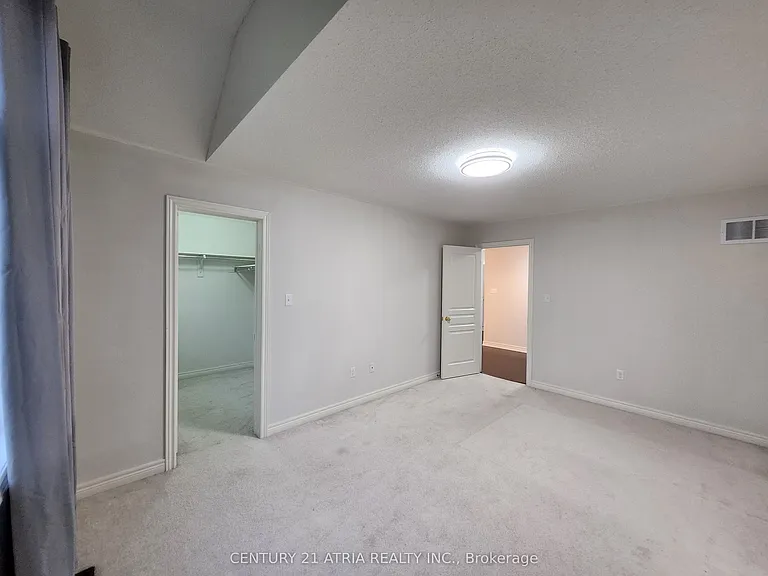 1237 Atkins Dr — Photo 16