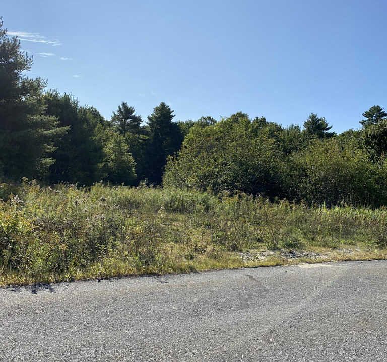 2nd image of 38 Goldenrod Ln