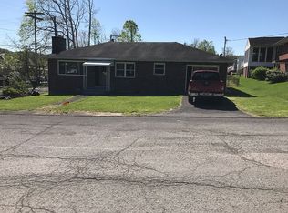 200 Bagwell Ave, Nutter Fort, WV 26301