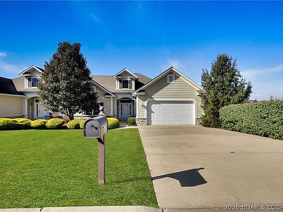 3rd image of 115 Pebble Beach Ln