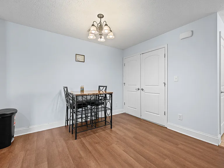 100 Capstone Dr — Photo 9