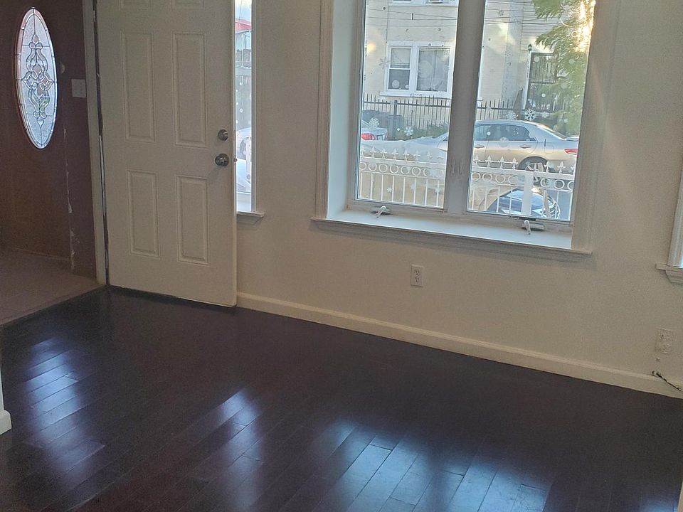 1st image of 10647 Union Hall St Floor 1