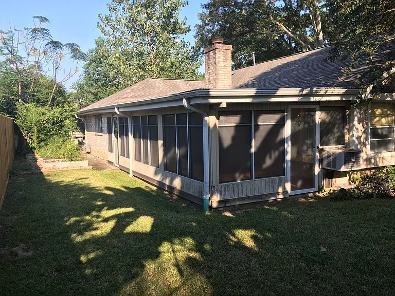12010 Westwold Dr — Photo 17