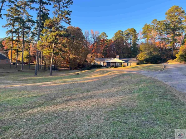 409 E Pinecrest Dr, Atlanta, TX 75551