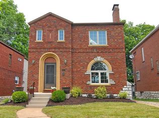 6655 Lindenwood Pl, Saint Louis, MO 63109