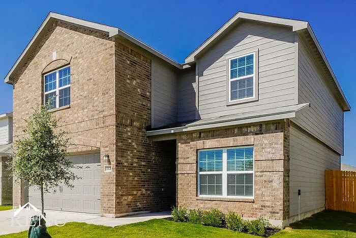 Building Photo - 117 Fox Glen Trl