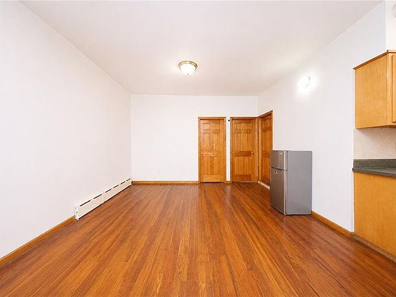 5th image of 865 55th St