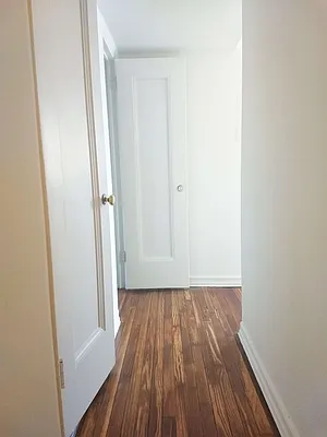 Rented by Segallis Real Estate | media 25