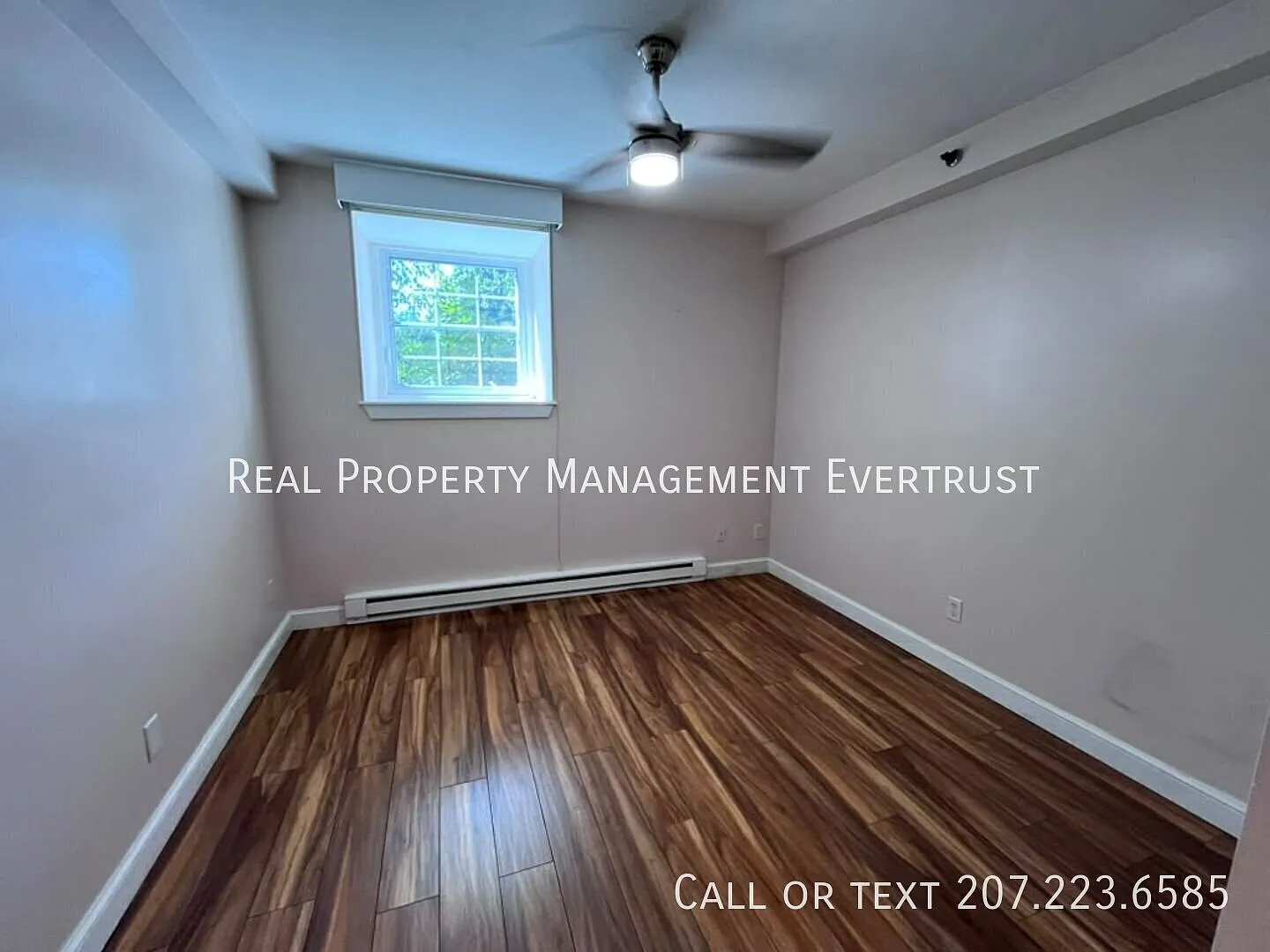 Updated 1-Bedroom Condo | In-Unit Laundry | 2 Parking Spaces | South Portland — Photo 4
