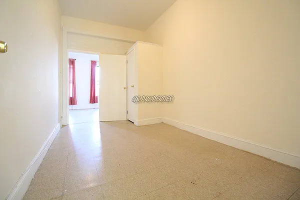 Rented by null | media 4