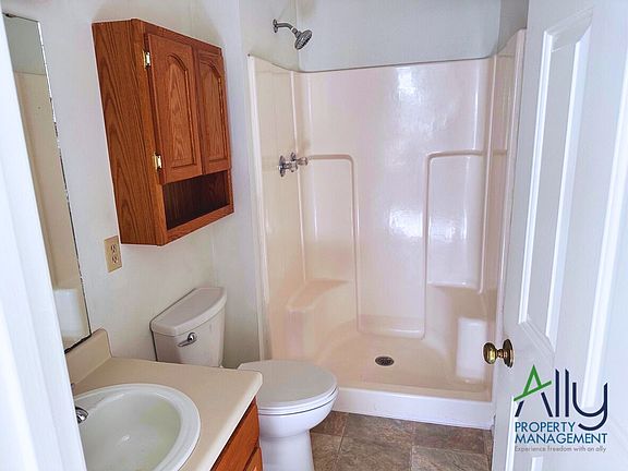 3rd image of 1515 Westfield Ct #1