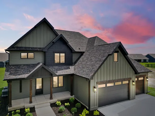 9400 Tall Grass Trail St, John, IN 46373