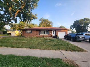 2109 E Allen Dr, Sioux Falls, SD 57103