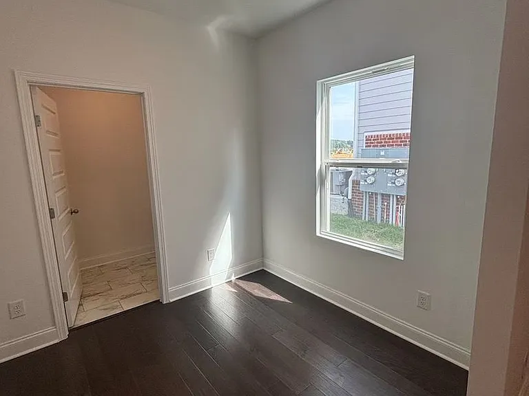 977 Nance Ln — Photo 21
