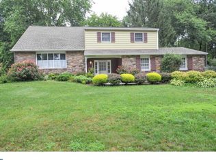 1113 Hawthorne Rd, Bensalem, PA 19020