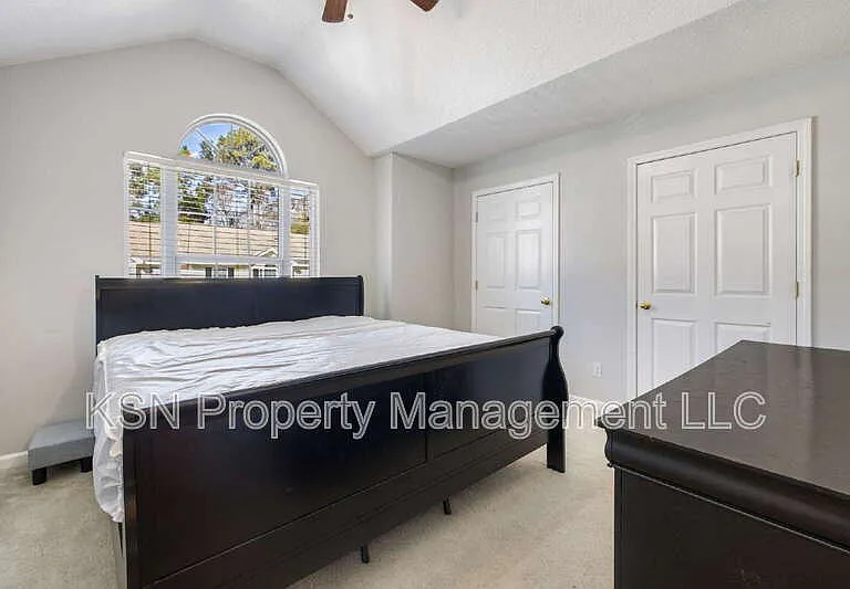 13 Orchid Ln — Photo 23