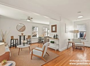 19 Norfolk St, Roxbury, MA 02119