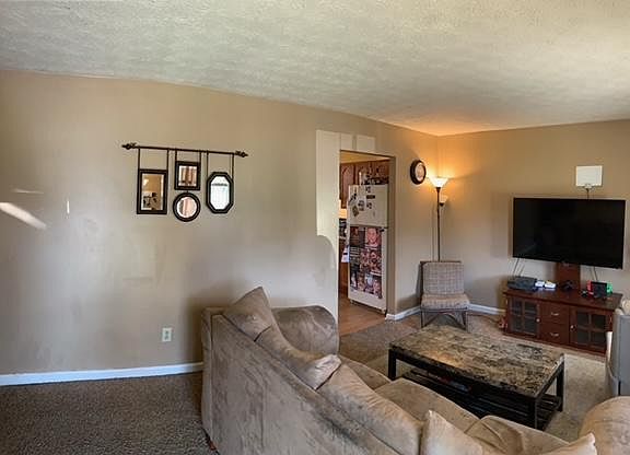 4th image of 1147 Tatesbrook Dr