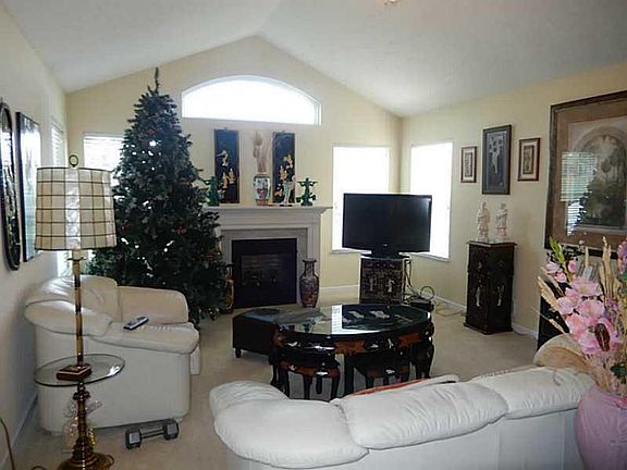 4th image of 6039 Triple Crown Cir